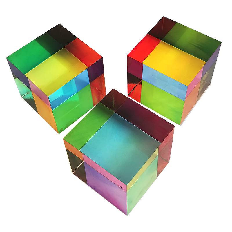 Factory Wholesale Home & Office Decor Mixing Color Cube Acrylic Cube Prism